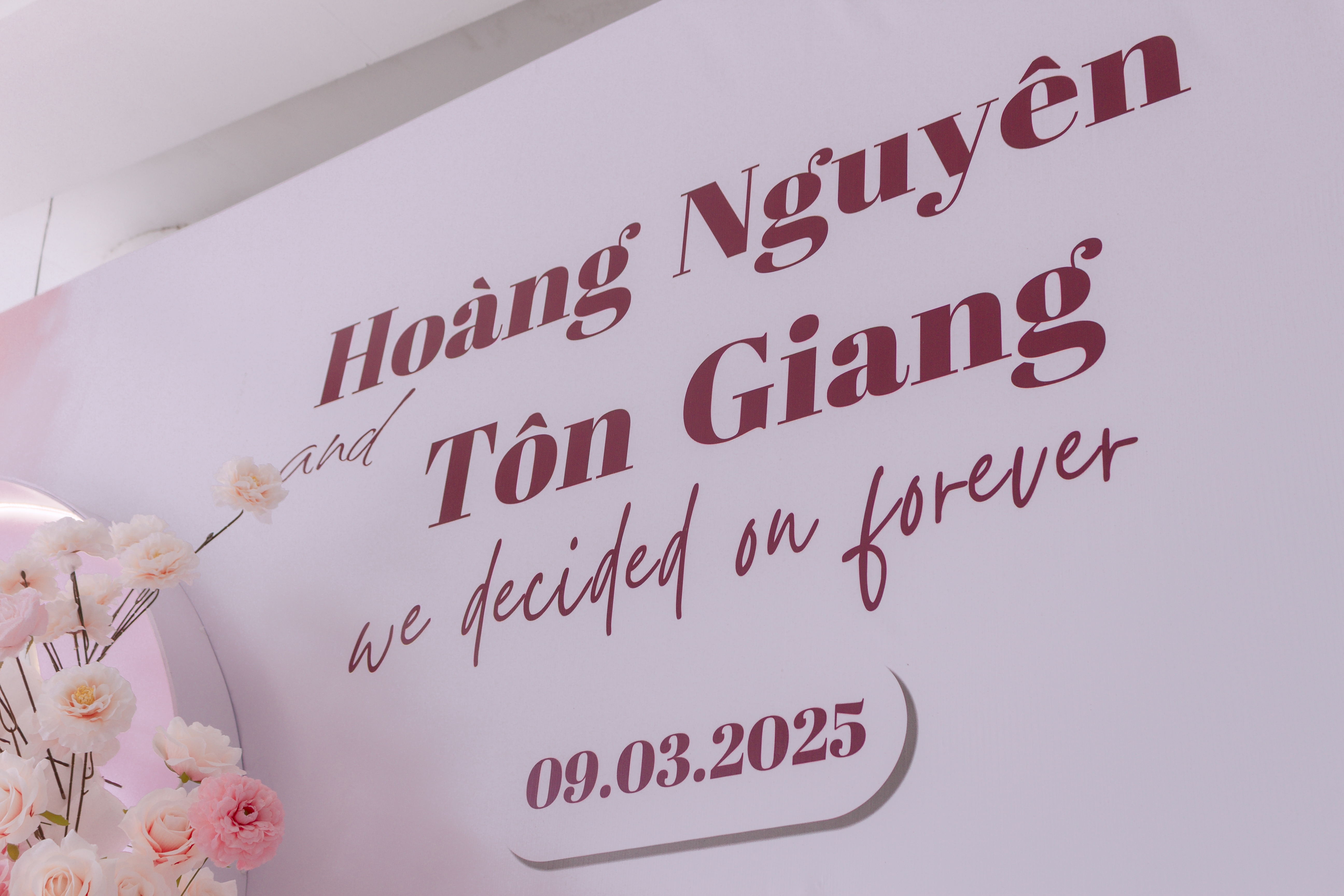 Backdrop hoa trắng hồng họa tiết cánh bướm- XU HƯỚNG 2025!