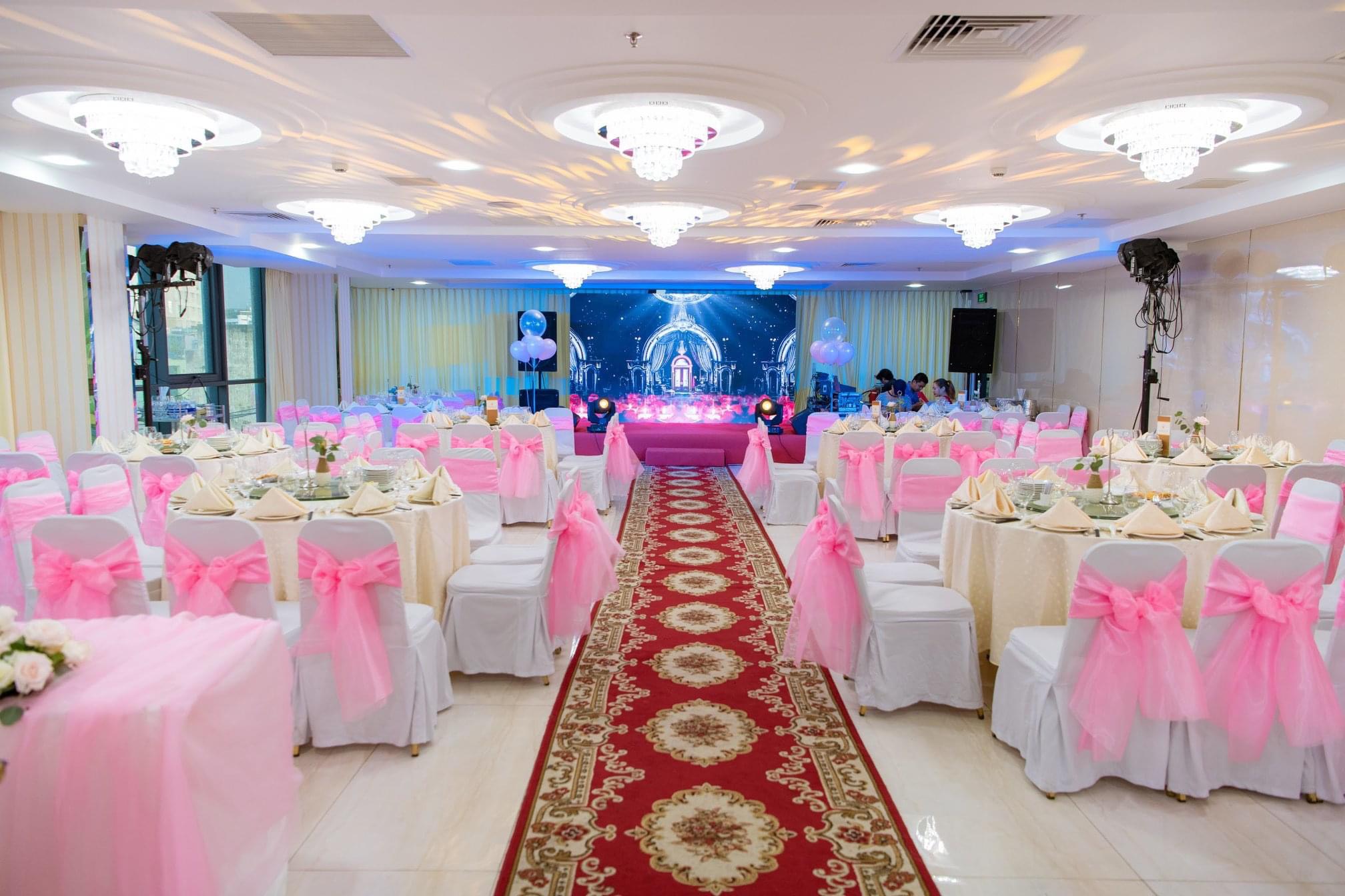 Tiệc tại gia